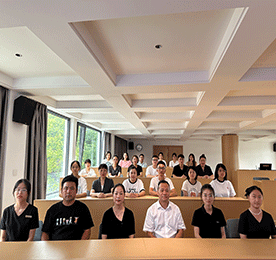 金井梧桐秋叶黄，珠帘不卷夜来霜。2023年9月，常商学院贯彻“培养卓越人才，打造学习型企业”的使命，开展多项培训活动。